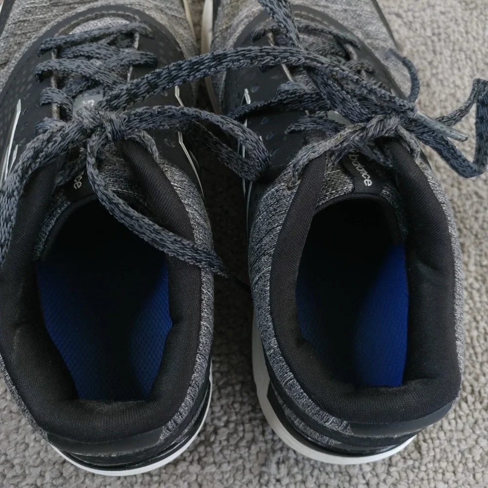 New Balance 577v4 Womens Size 7 Running Shoes Low Top Black Gray WX577HB4